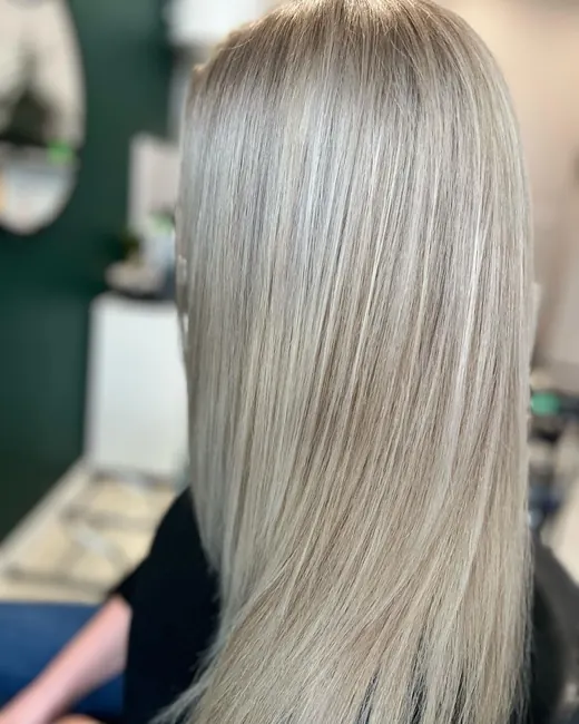 Balayage niteczkowy. Praca salonu Loca Loca w Krasnymstawie