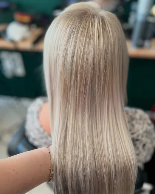 Rozjaśnienie bez rozjaśniacza. Metamorfoza w salonie Loca Loca