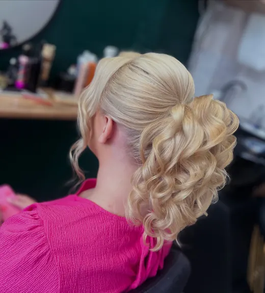 Kucyk objętościowy. Praca salonu Loca Loca w Krasnymstawie