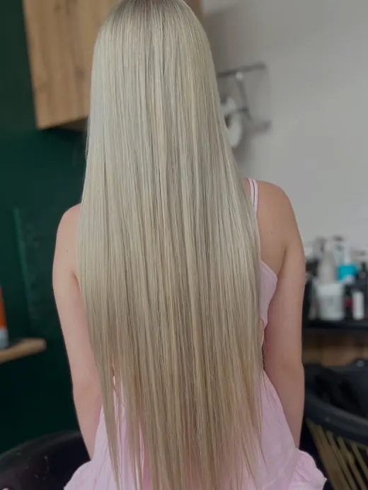 Rozjaśnienie globalne, chłodny blond. Praca salonu Loca Loca w Krasnymstawie
