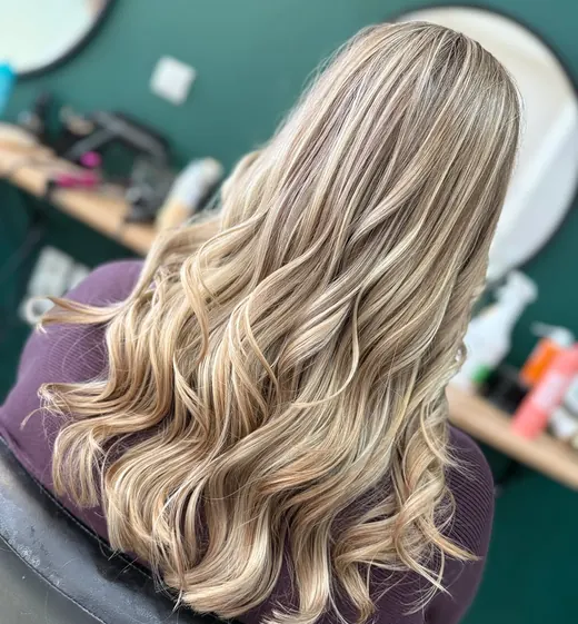Koloryzacja i blond, Loca Loca Krasnystaw